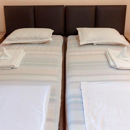 Hotel Tiflis Garden 外观 照片