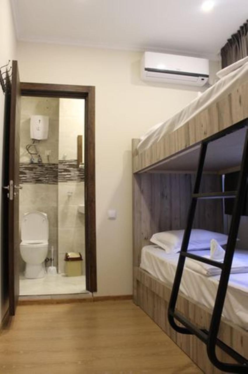Hotel Tiflis Garden 外观 照片