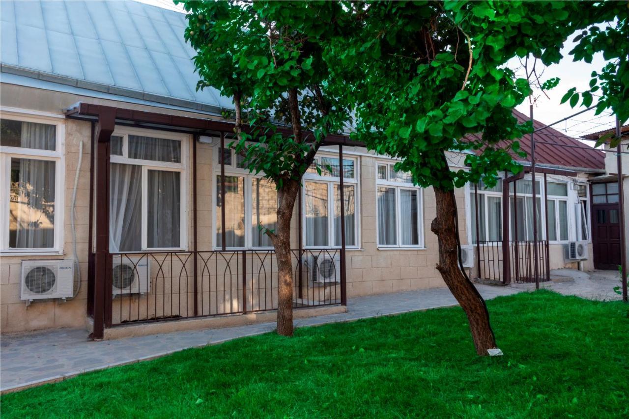 Hotel Tiflis Garden 外观 照片